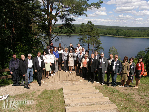Euroregiono tarybos 27-ojo posėdžio dalyviai ant Ladakalnio