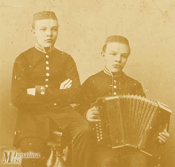 Broliai Sergejus ir Vladimiras Uljanovai 1885 m.