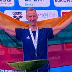 Mūsų plaukimo treneris iš Europos grįžta su trim medaliais