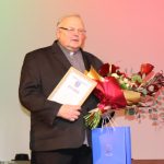 Kultūros premija apdovanotas šviesuolis kunigas Marijonas Savickas 